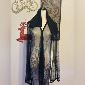 Women’s Black Kimono 👘 With Black Gemstone 💎 Size L